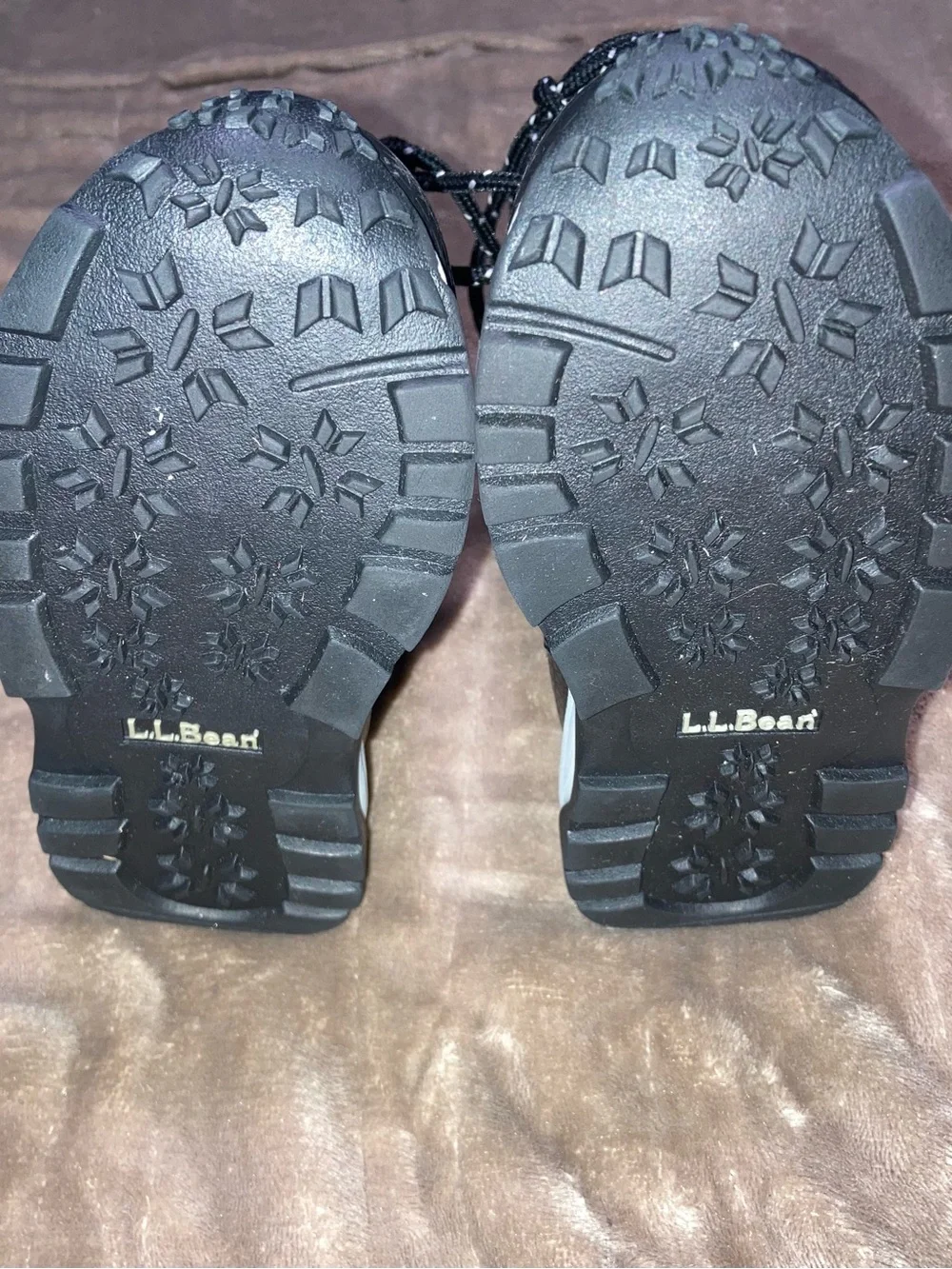 Kids L.L. Bean snow boots Size 12